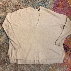 Vince Deep V-neck Trapeze Sweater in creme size s